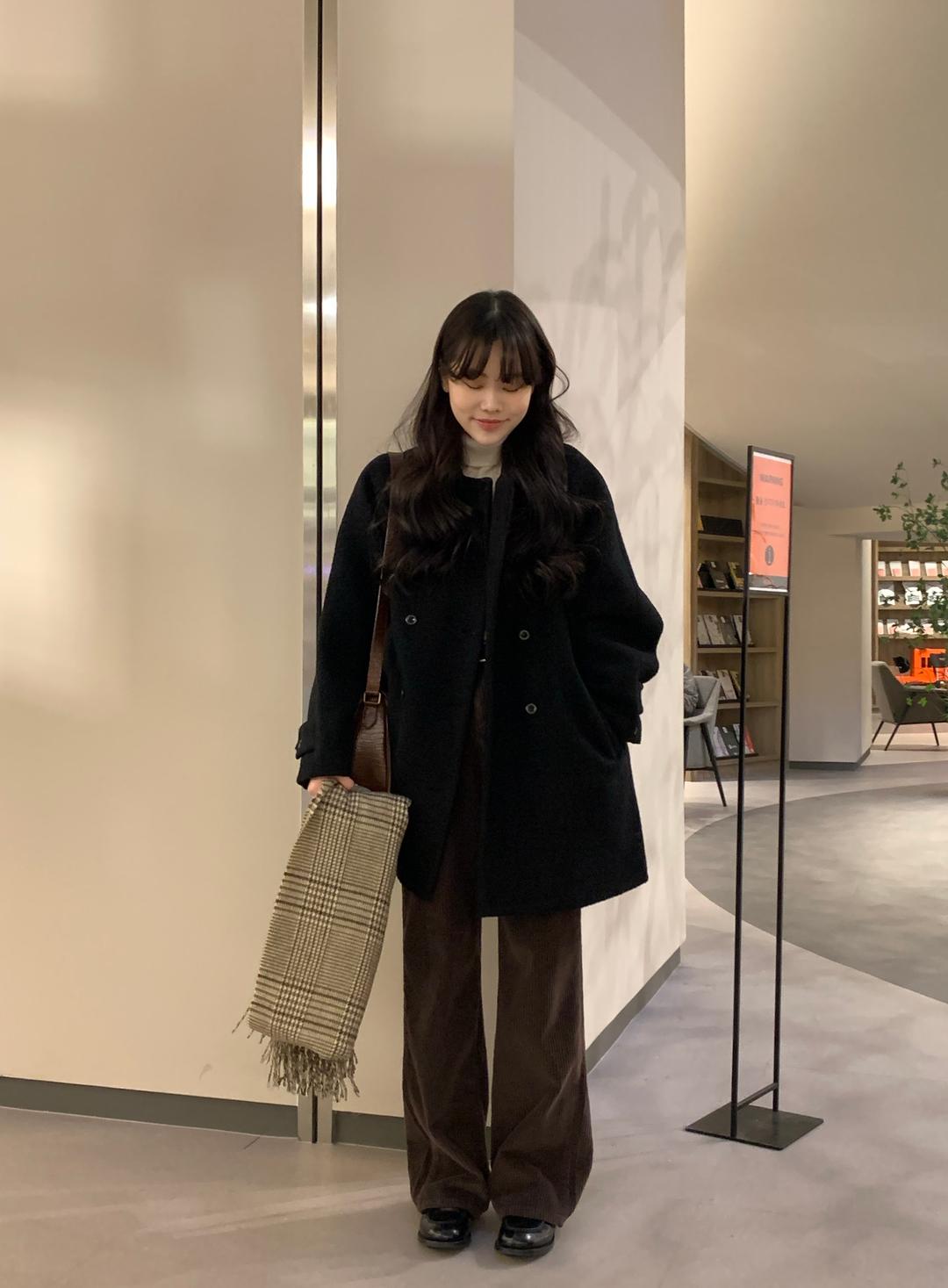 VINTAGE DOUBLE BOUCLE HALF COAT