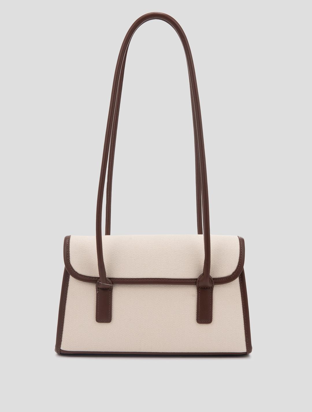 아이보리 캔버스 배색 플랩 숄더백