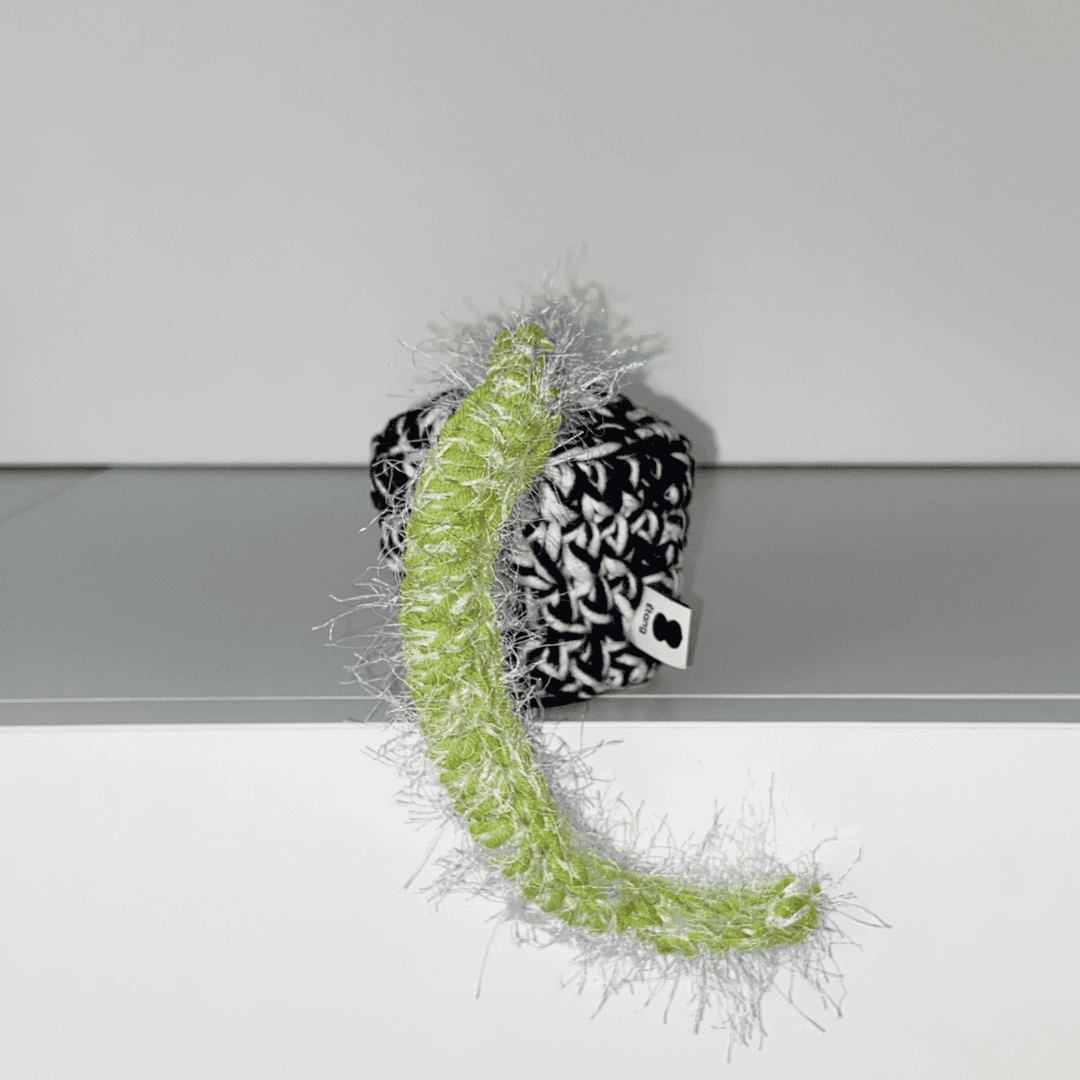 Étang Tail Pot | Black