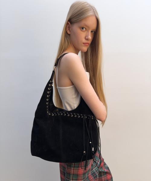 medium slash hobo bag (suede black)