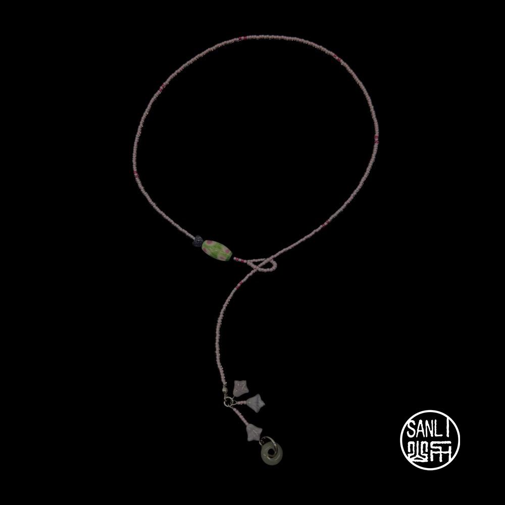 9月 山力 Kitsch lily necklace