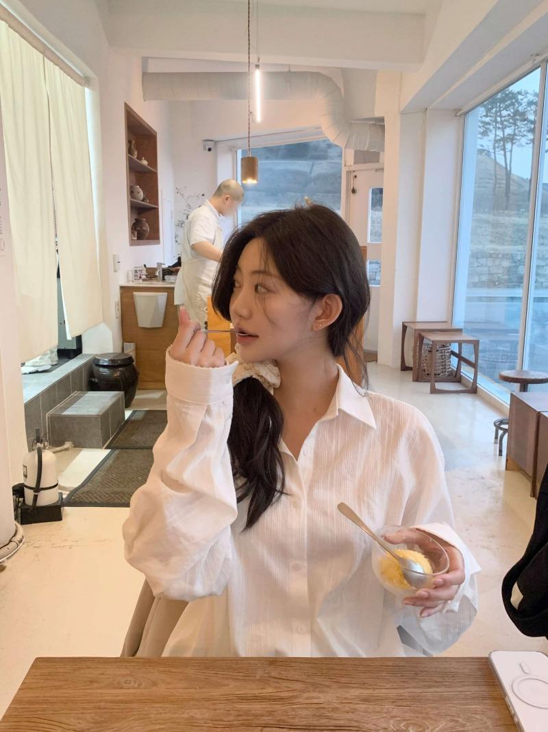 (pre-order) ribboned boyfriend shirt_white