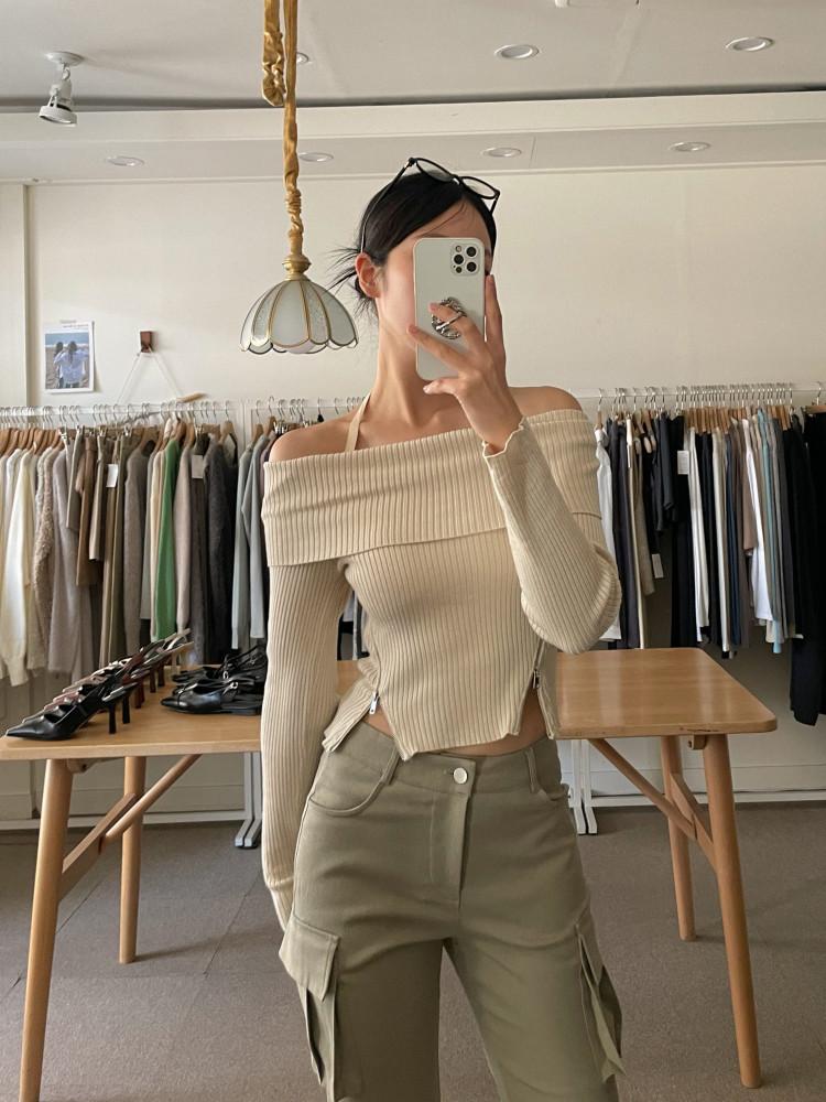 켈브 여리여리 홀터넥 어깨트임 오프숄더 니트 (3color)