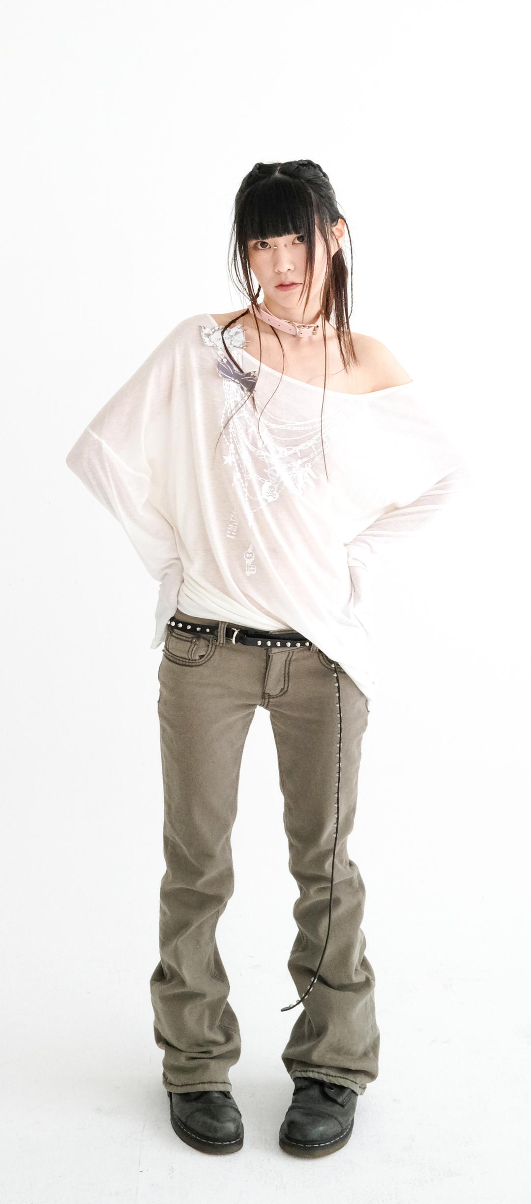 [fa.er.ie] stitch low rise flare pants (khaki grey)