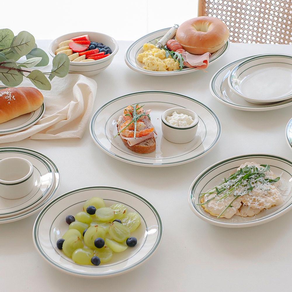 턱스톤 에메랄드 그린라인 플레이트 TUXTON 브런치 디저트 카페 접시