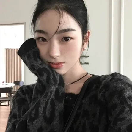[모델추천🖤] 앙고라 브러쉬 레오파드 니트 가디건