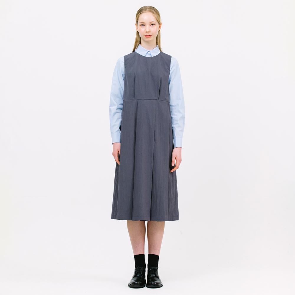 easy pleats dress_charcoal