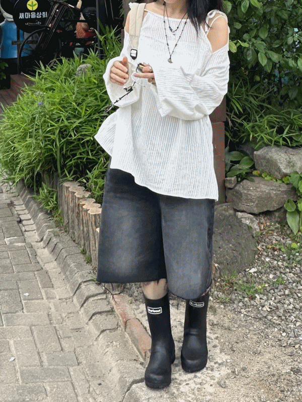 Denim bermuda pants / 데님 버뮤다 팬츠 청바지 청반바지 반바지