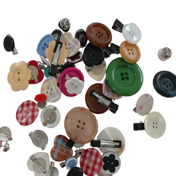 multi button hair pin / bedge (random)