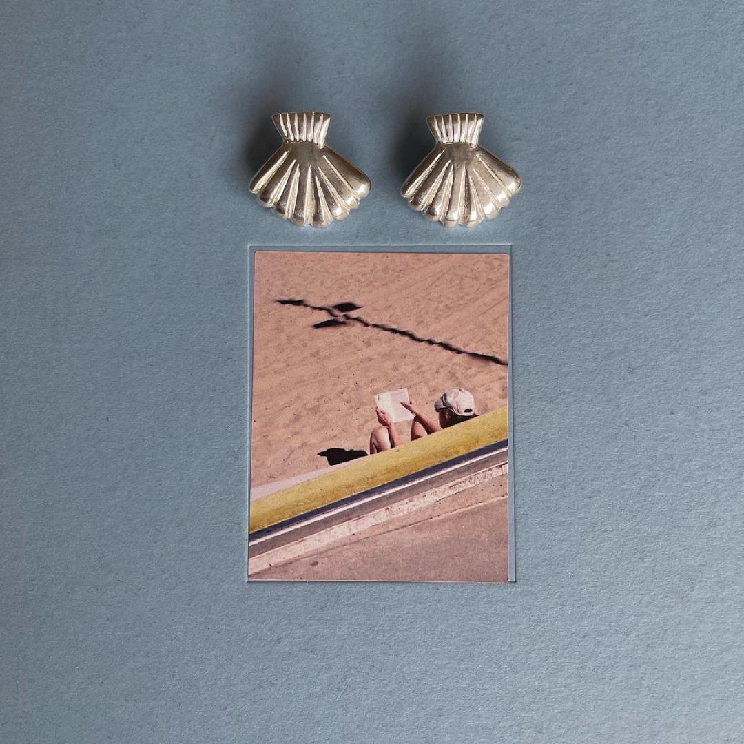vintage shell earrings