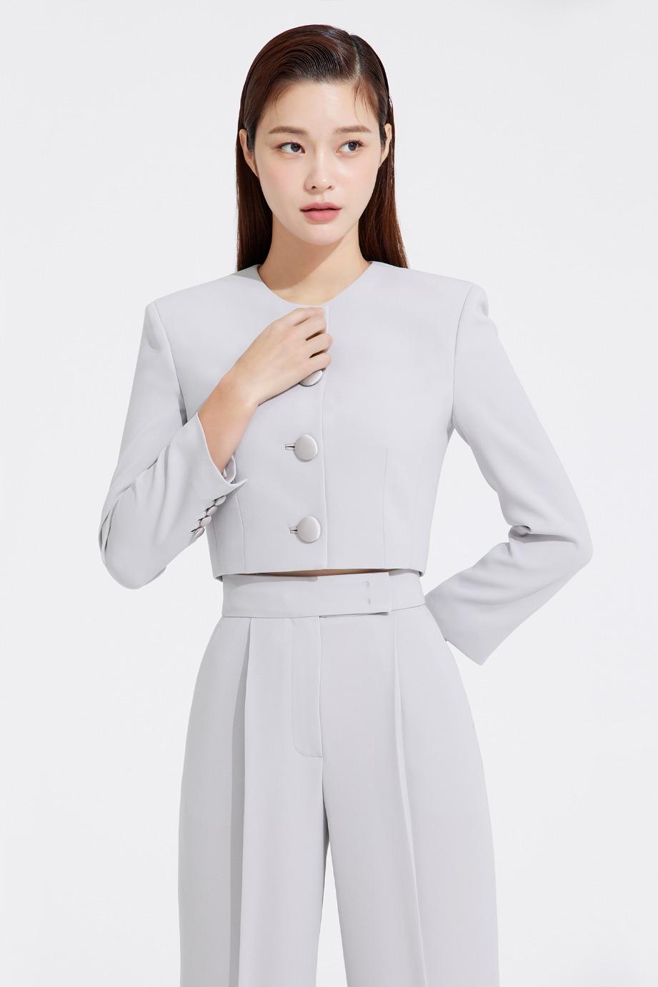 CREPE SILK SATIN BUTTON CROP JACKET