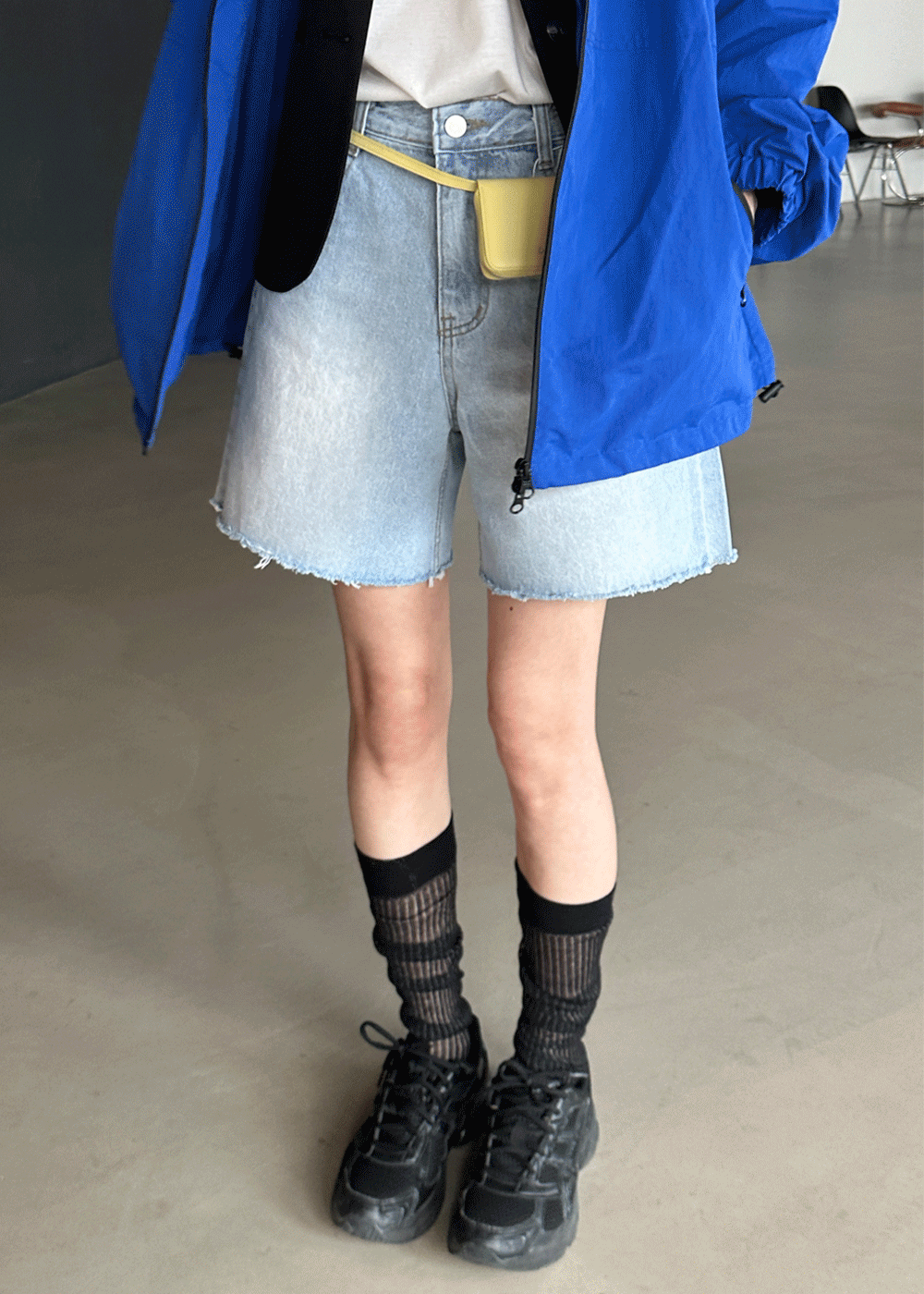 Feet half light denim