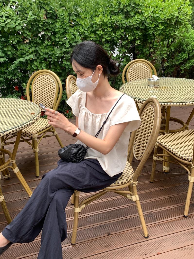 뮤트 셔링 블라우스 (2 color)