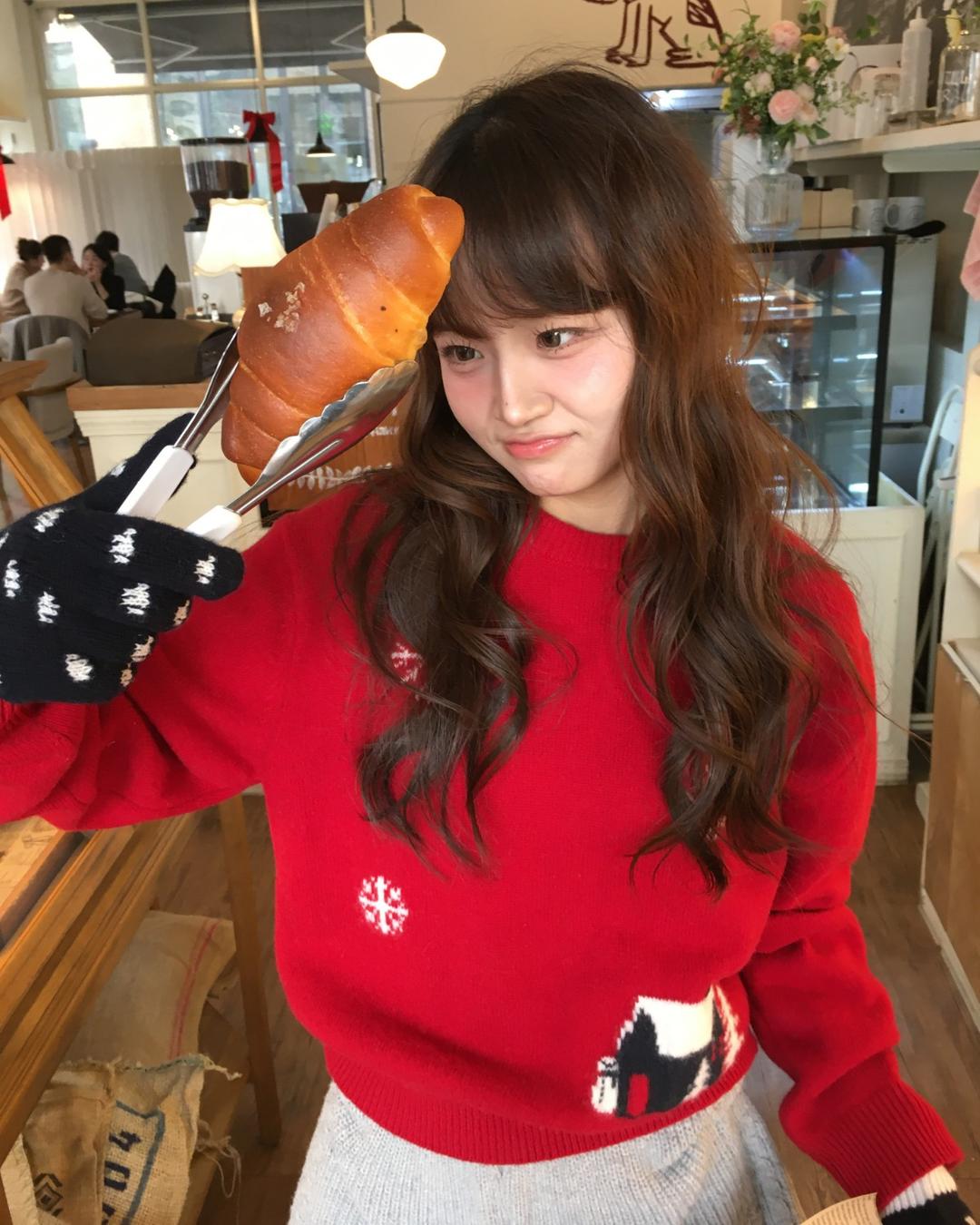 [Limited] Holiday 홀리데이 풀오버 니트 - 2 colors