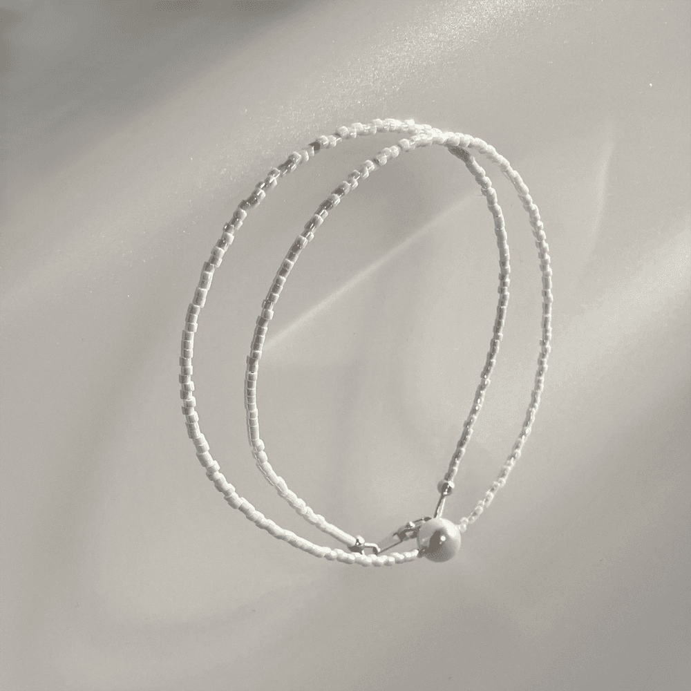 MHP - One Pearl Necklace (White Gllitter)