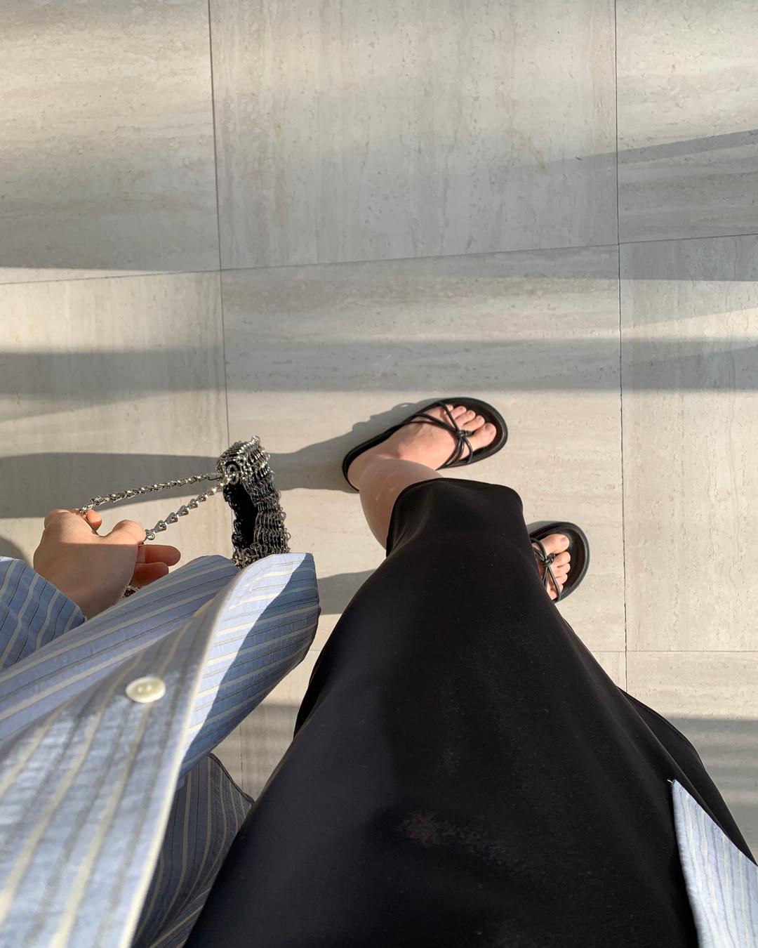 Satin midi banding skirt