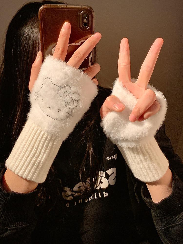겨울 헬로키티 화이트 손가락오픈 앙고라 핸드워머 장갑