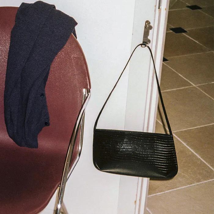 Slim Shoulder Bag_Lizard