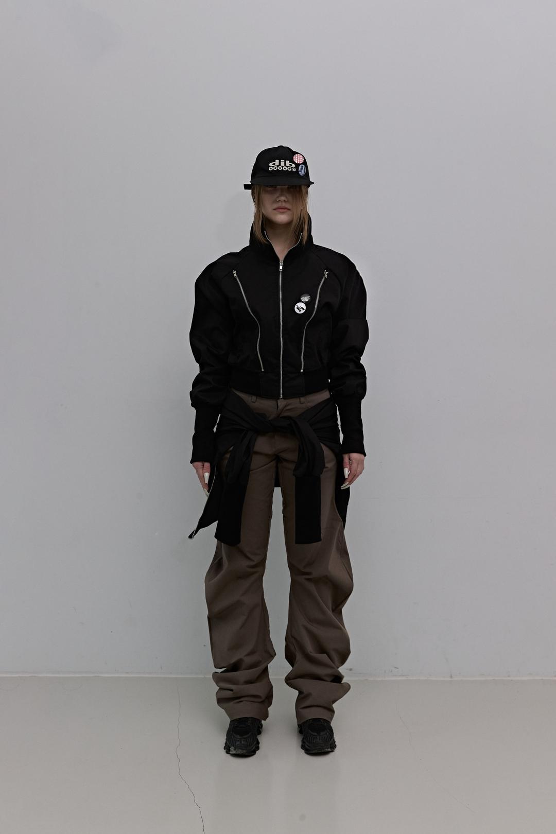 ZIPPER BLACK