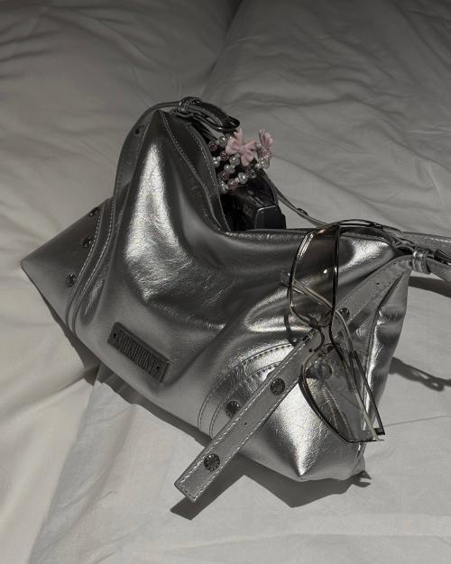 Stud Shoulder Bag (silver)