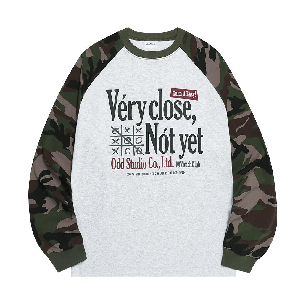 베리클로즈 래글런 오버핏 롱 슬리브 - WHITE MELANGE / CAMO