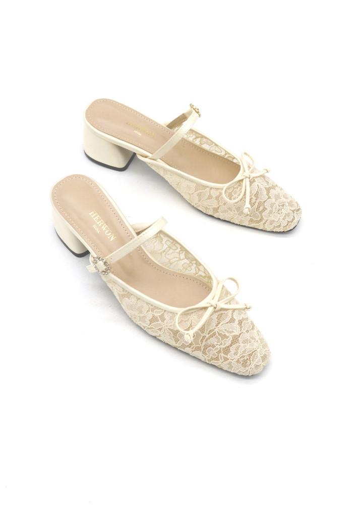 [부티크헤르원] Madelaine Lace Ribbon Mule Sandal_ 23SS 마들렌 리본 뮬_ 시어 메쉬 플라워 레이스_ 베이지 _스퀘어 토