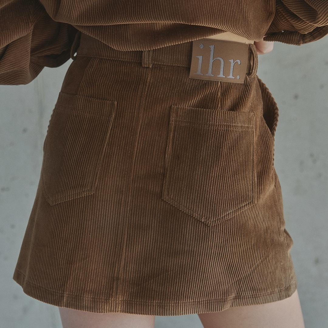 CORDUROY MINI SKIRT / BROWN