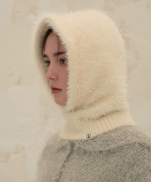 VA 스퀘어 라벨 헤어리 바라클라바 아이보리