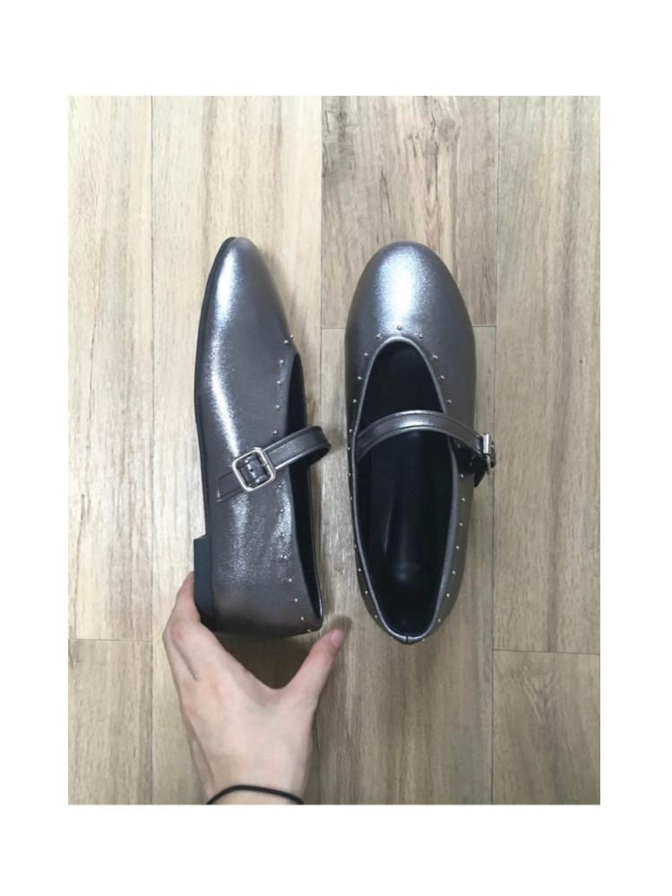 스터드메리제인