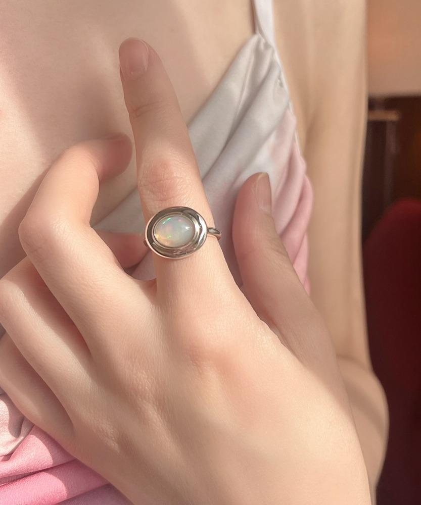 Silver Opal Signet R