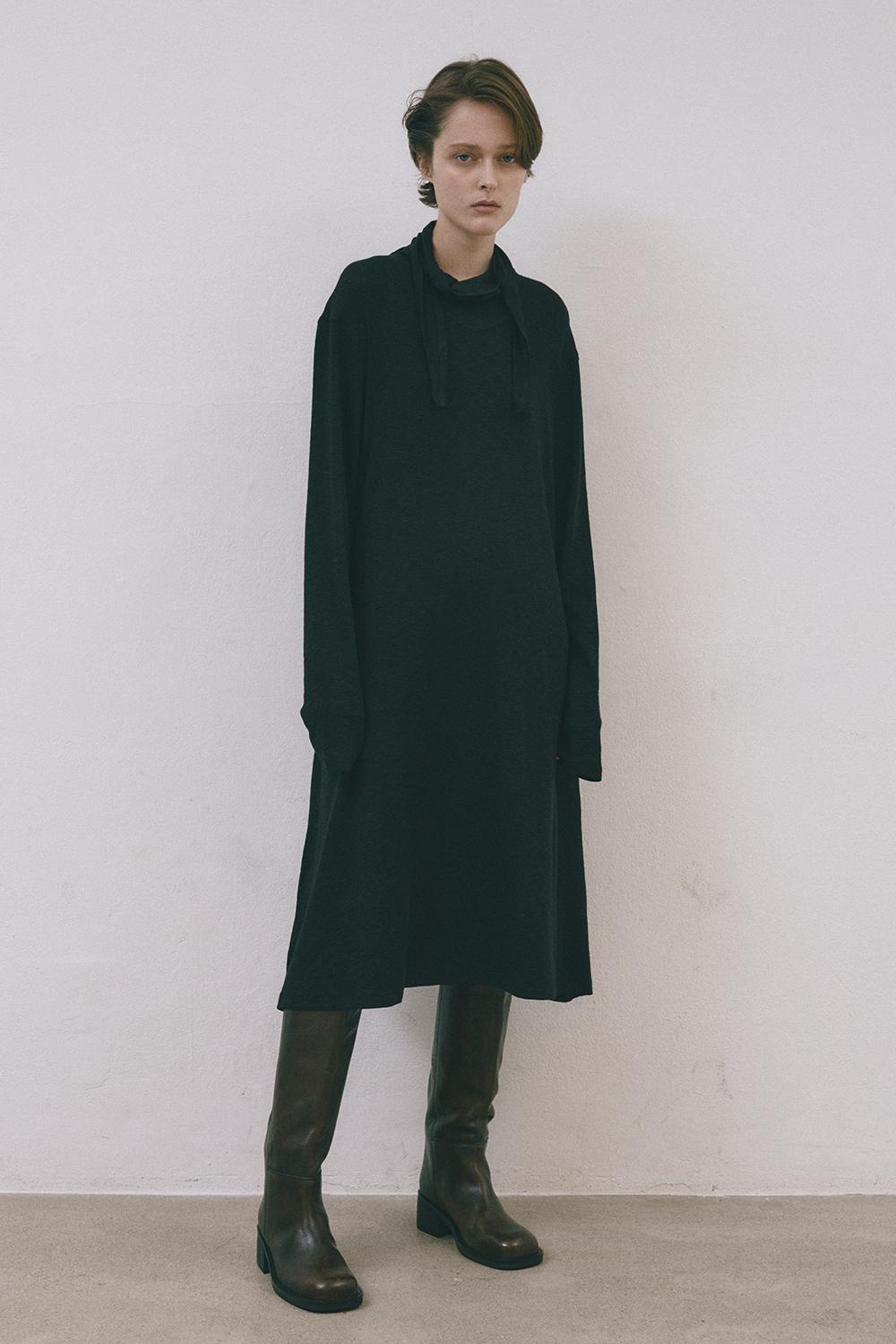 Scarf Long Dress (Black)