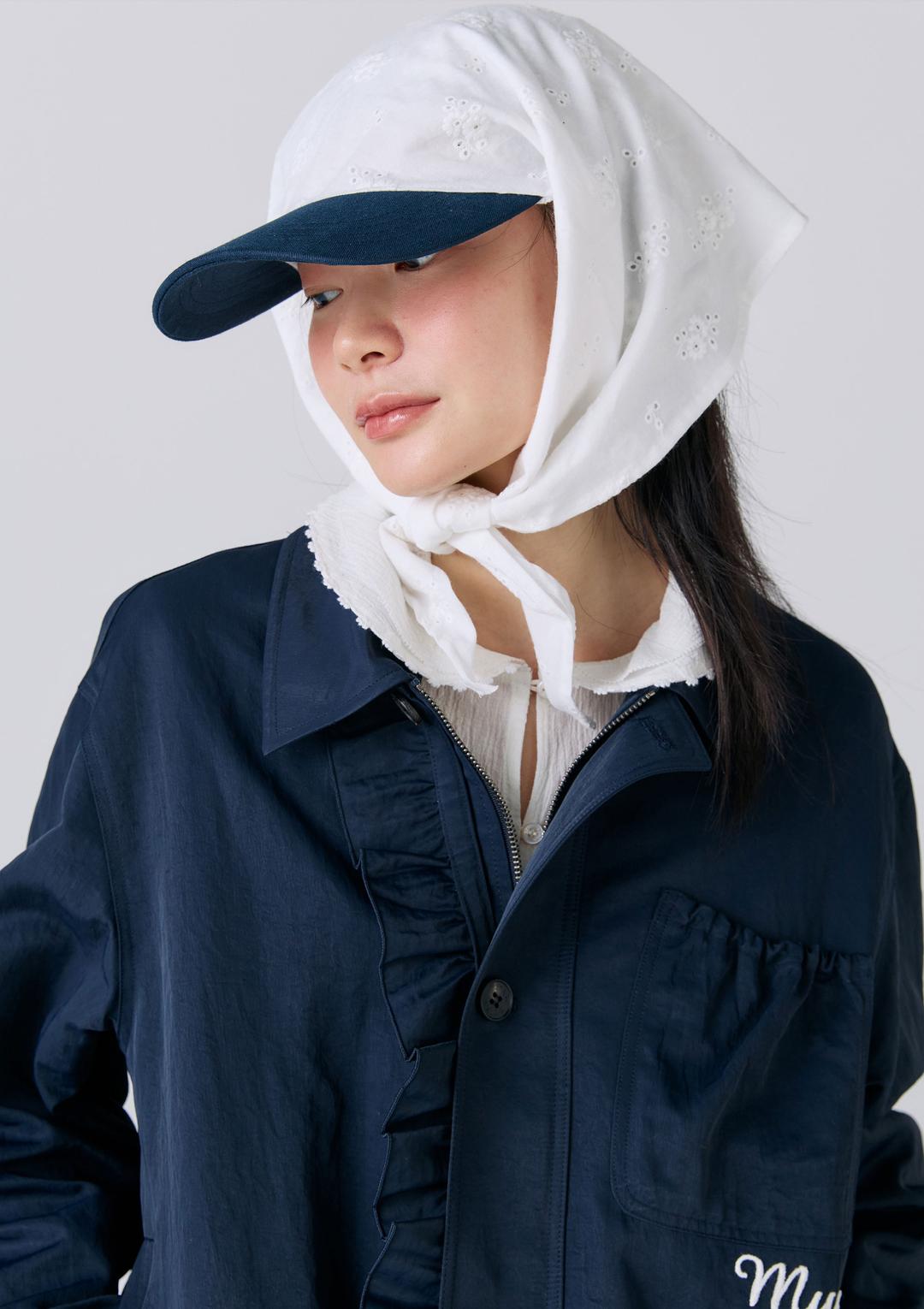 Mused Scarf Cap - White/Navy