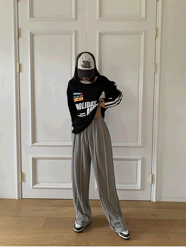 퓨르볼 라운드넥 풋볼 레터링 두줄 긴팔 티셔츠