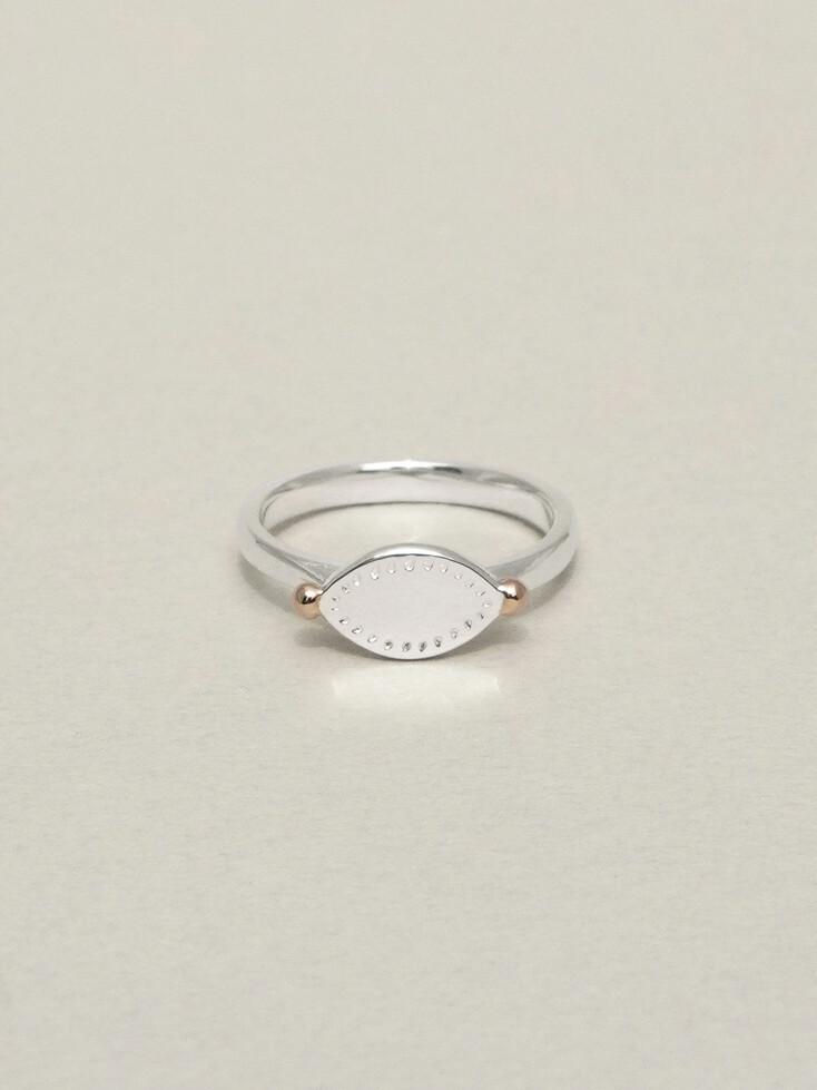 MANDRAGORA SIGNET RING