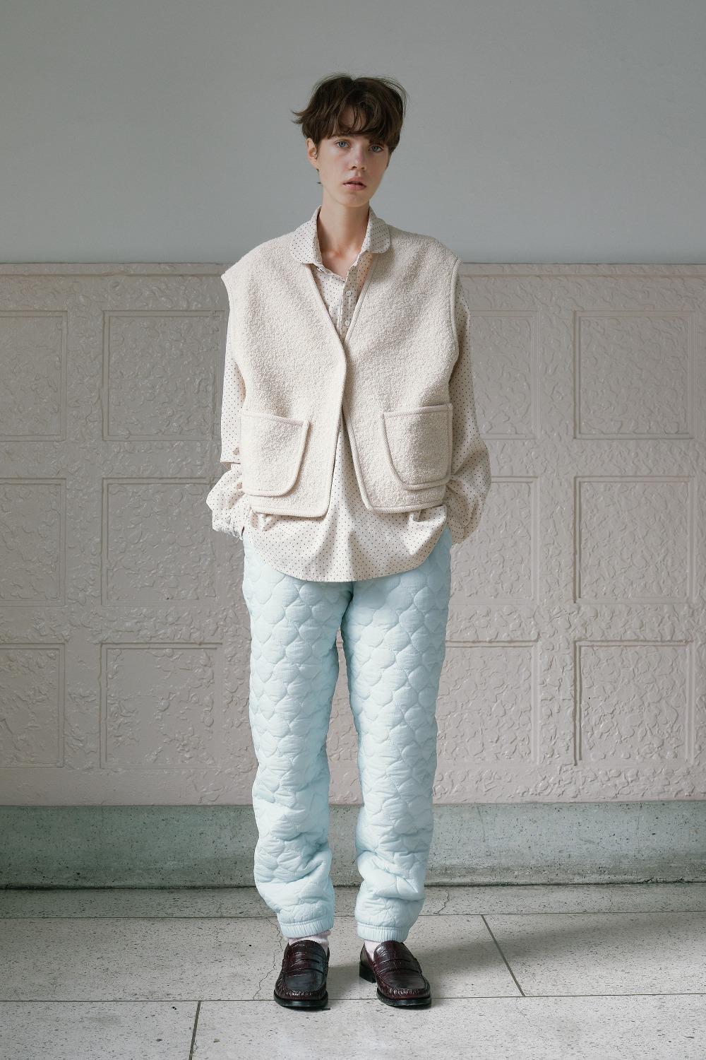 Via Logo quilt padding pants (Skyblue)