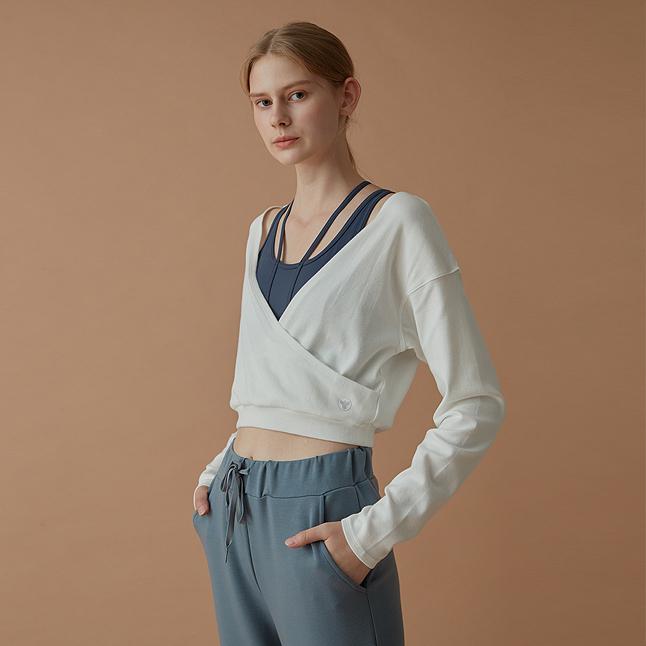 크로스 크롭 스웨트 티 카놀리크림