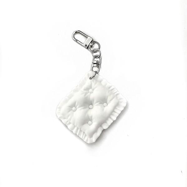 PILLOW KEYCHAIN - WHITE