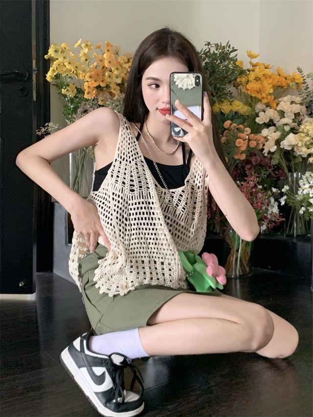 아메카지 코디룩 시스루 그물 망사 민소매 나시 크롭 셔츠(블랙 크로스 랩 이너 포함) + 카키 그린 미니 스커트 치마 휴양지룩 데일리룩 여름