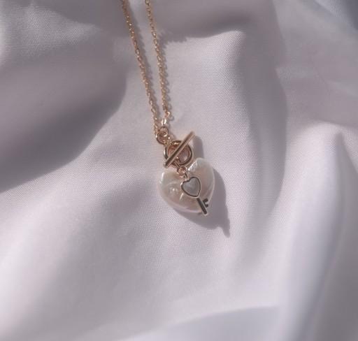 피에트 하트 담수진주 목걸이