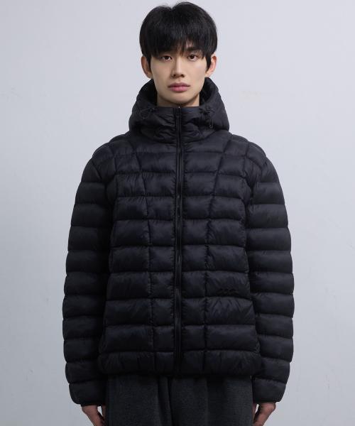 커브라인 후디드 라이트 패딩 블랙