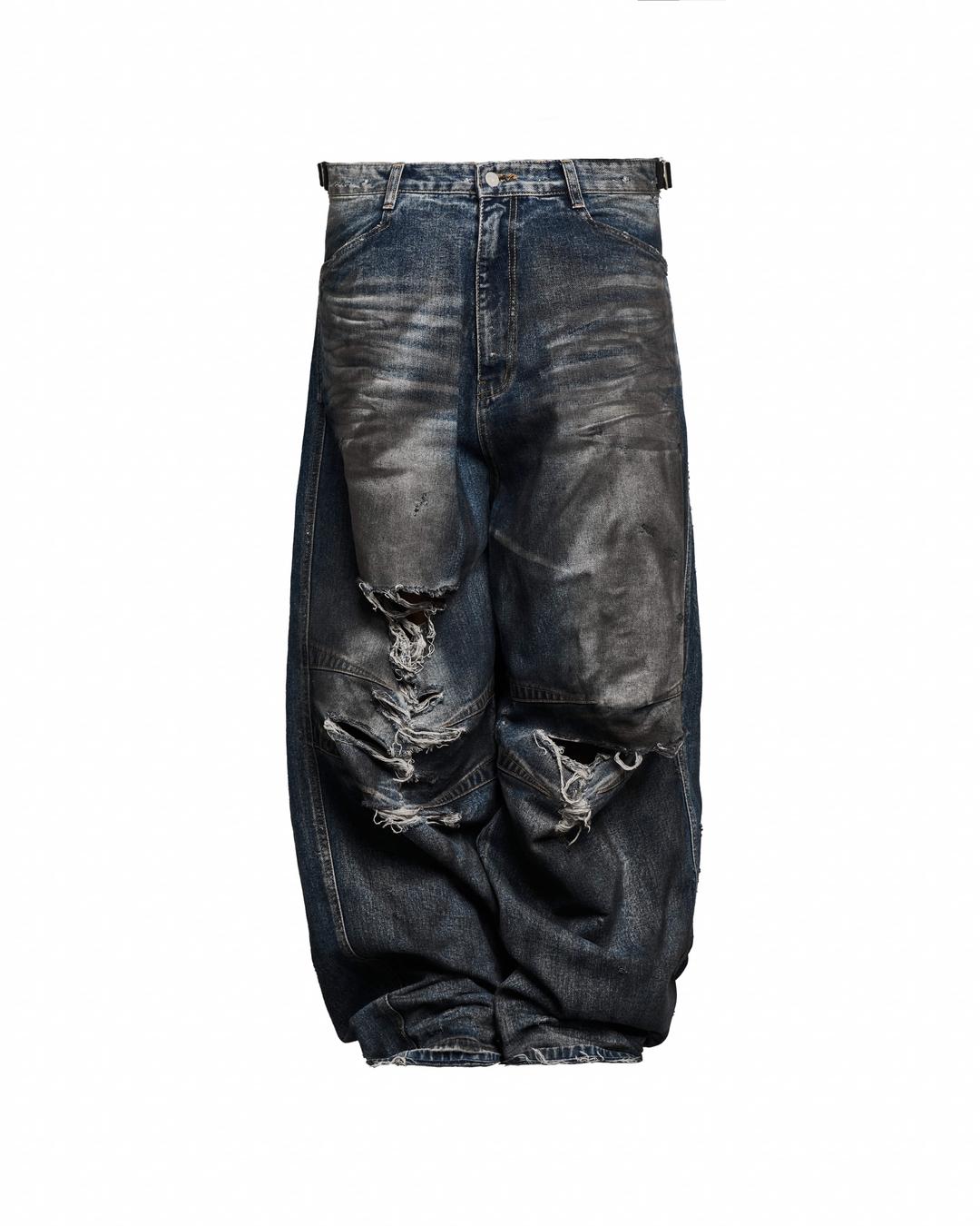 DESTROYED DENIM PANTS