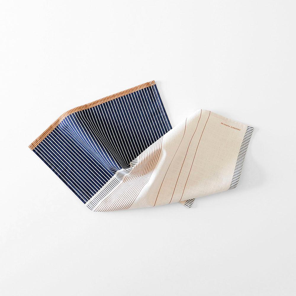 라인 키친크로스 II 네이비 주방수건 테이블매트 주방핸드타올 면행주 전자레인지덮개