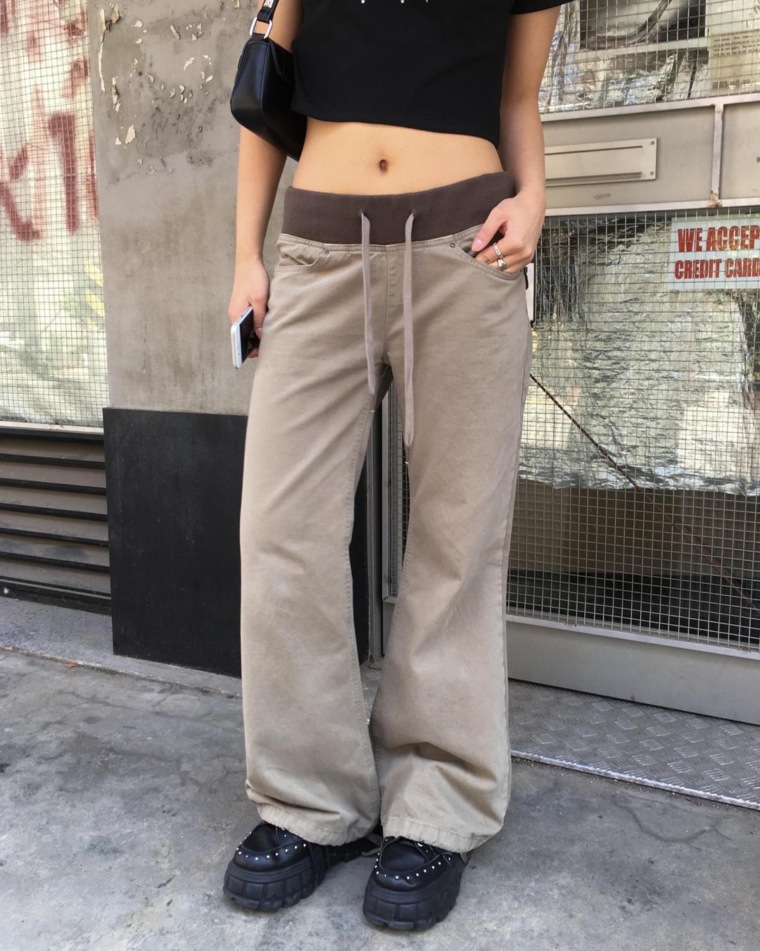 하몽 Khaki low boots cut pants