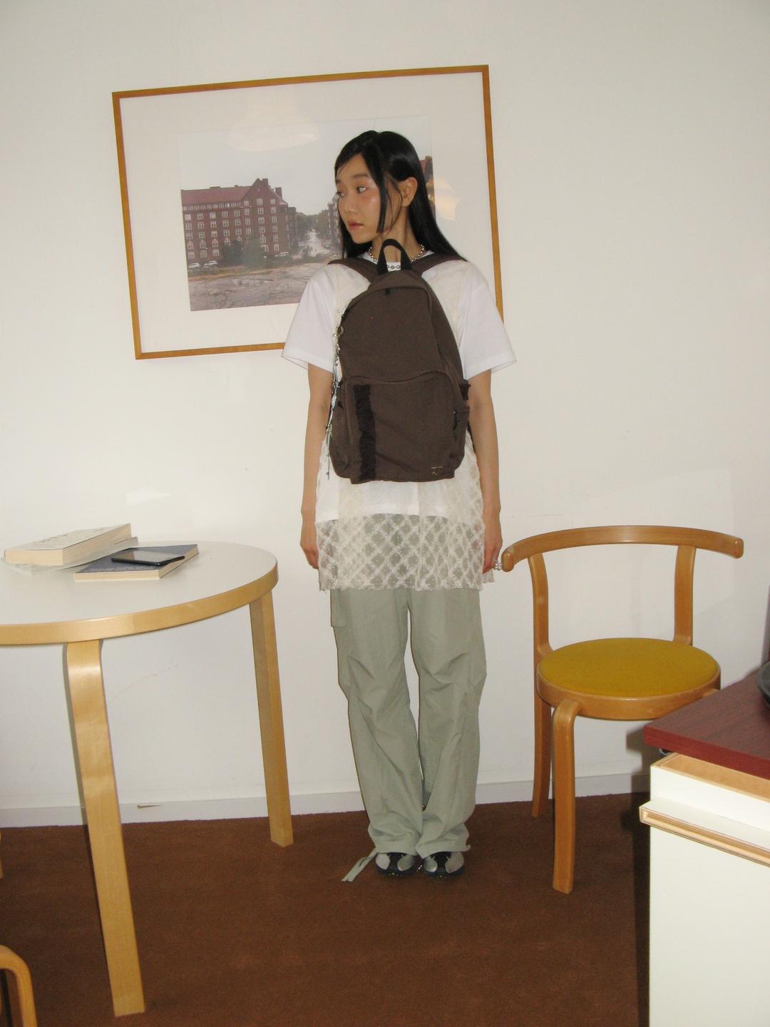 FRILL BACKPACK_BROWN