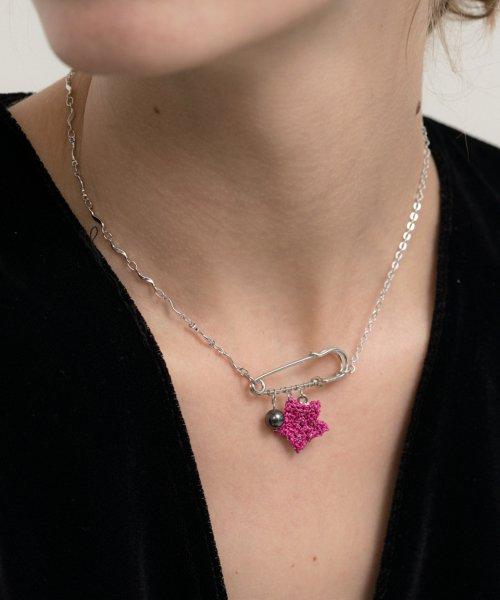 Metalic pink star with mix chain necklace