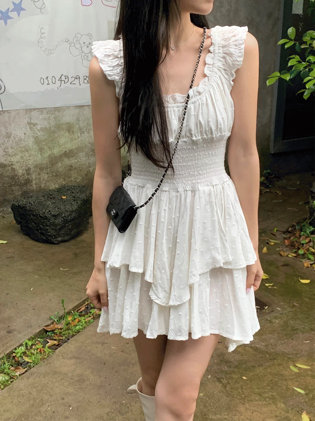 에델 도트 프릴 점프수트