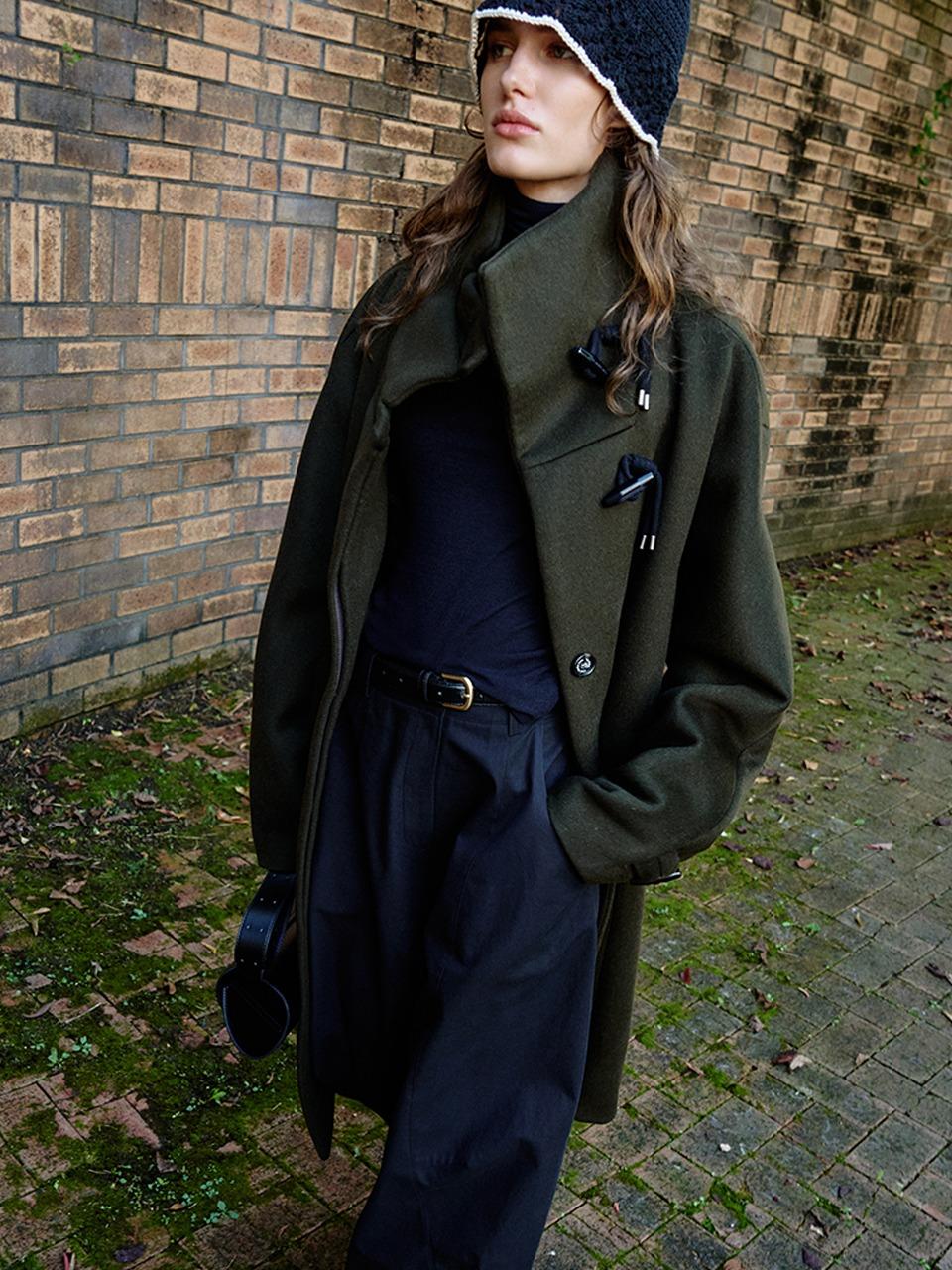 Oscar woodbutton wool coat