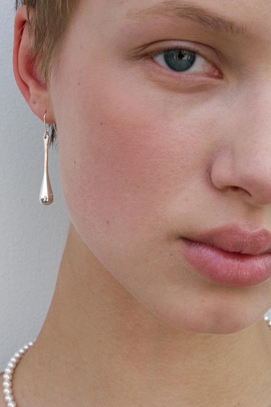 Silver Drop Earrings (예약배송 2주)