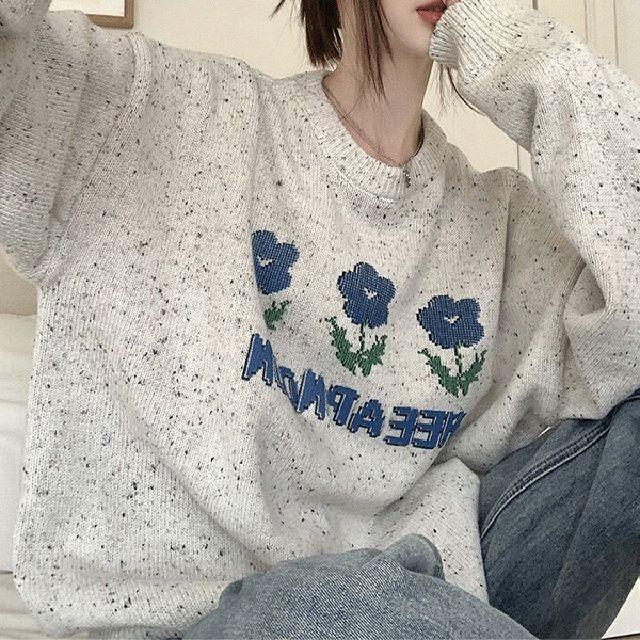 [가을신상] 프로망 플라워 레터링 루즈핏 니트 - kn28661