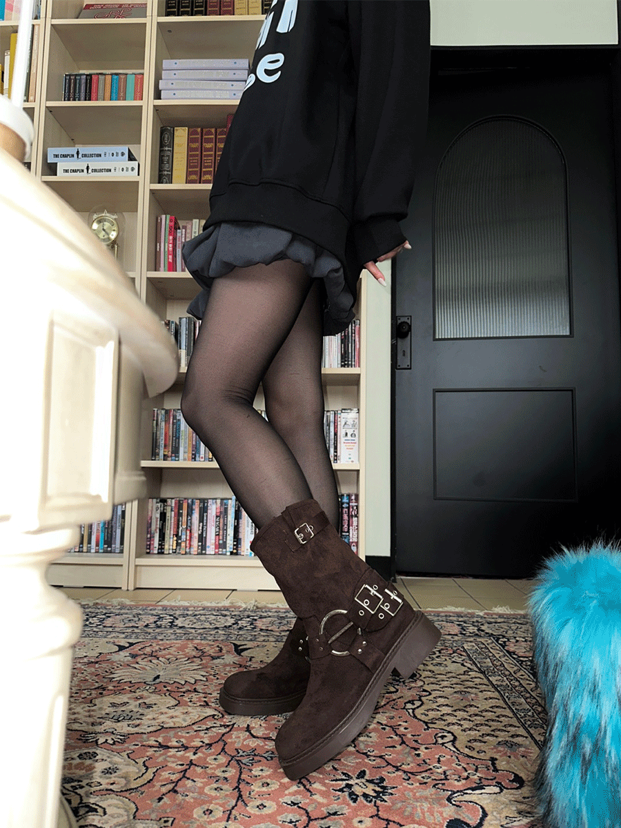 Suede buckle middle boots
